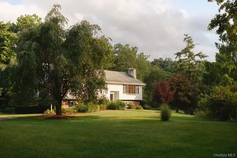 376 Nine Partners Rd, Clinton, NY 12514