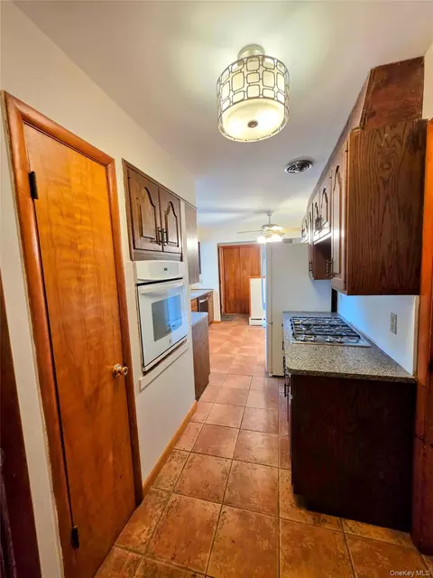 Kitchen - 80 Colburn Dr, Poughkeepsie, NY 12603 photo 5 of 5