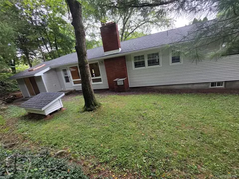 Exterior - 80 Colburn Dr, Poughkeepsie, NY 12603 photo 5 of 8