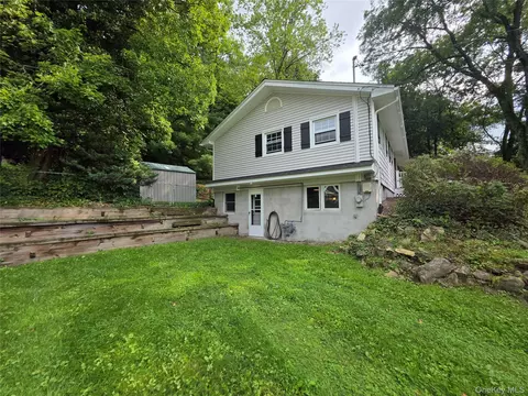 Exterior - 80 Colburn Dr, Poughkeepsie, NY 12603 photo 4 of 8