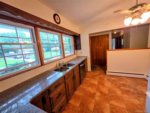 Kitchen - 80 Colburn Dr, Poughkeepsie, NY 12603 photo 2 of 5