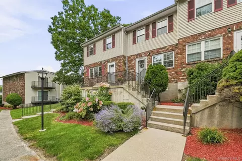 276 Temple Hill Rd #2002, New Windsor, NY 12553