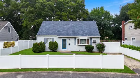 187 Parkway Blvd, Wyandanch, NY 11798