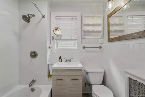 Bath - 313 Depew St, Peekskill, NY 10566 photo 2 of 2