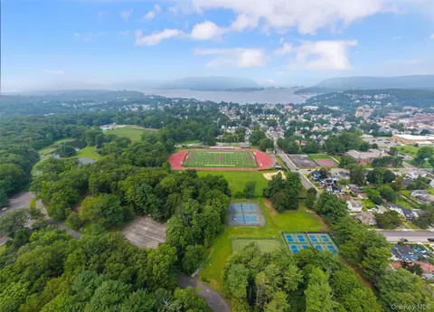 View/Area - 313 Depew St, Peekskill, NY 10566 photo 2 of 8