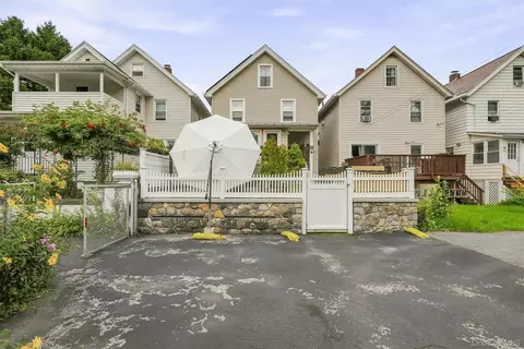 Exterior - 313 Depew St, Peekskill, NY 10566 photo 7 of 10