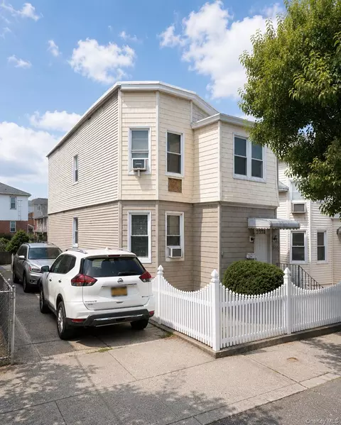 1316 130th St, New York, NY 11356