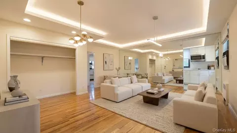 Living - 163-70 17th Ave #UPPER LEVEL, Whitestone, NY 11357 photo 5 of 11