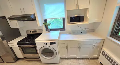 Kitchen - 163-70 17th Ave #UPPER LEVEL, Whitestone, NY 11357 photo 1 of 3