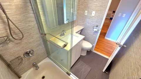 Bath - 163-70 17th Ave #UPPER LEVEL, Whitestone, NY 11357 photo 2 of 2