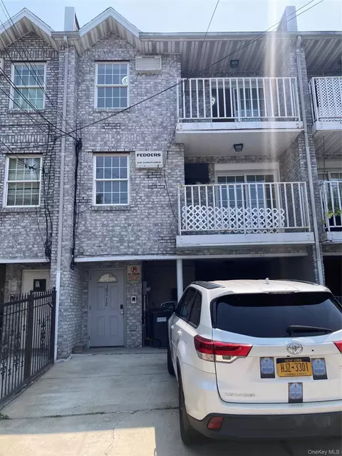 101-12 101st Ave, New York, NY 11416