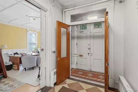 Entry Way - 40 S Hamilton St, Poughkeepsie, NY 12601 photo 1 of 12
