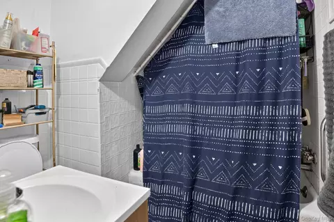 Bath - 11 S White St, Poughkeepsie, NY 12601 photo 2 of 3