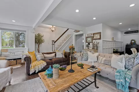 Living - 2374 Bruynswick Rd, Shawangunk, NY 12589 photo 2 of 4