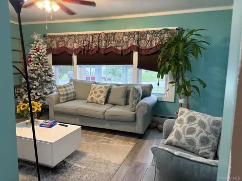 Living - 13 Cedar Ln, Poughkeepsie, NY 12601 photo 1 of 1