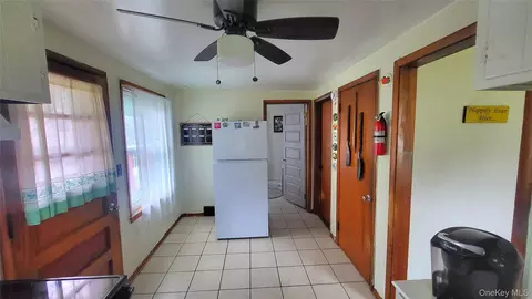 Entry Way - 6 Bircher Ave, Poughkeepsie, NY 12601 photo 1 of 4