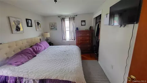 Bedroom - 6 Bircher Ave, Poughkeepsie, NY 12601 photo 1 of 7