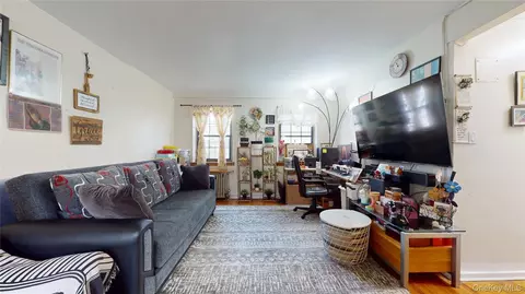 Living - 144-15 78th Rd #2D, Flushing, NY 11367 photo 2 of 4