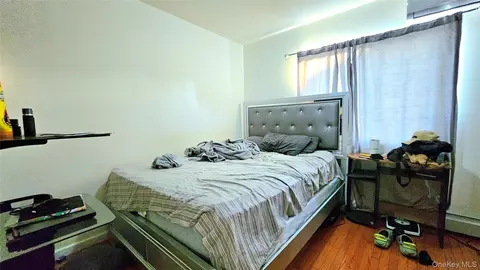 Bedroom - 4210 164 St, Flushing, NY 11358 photo 3 of 4