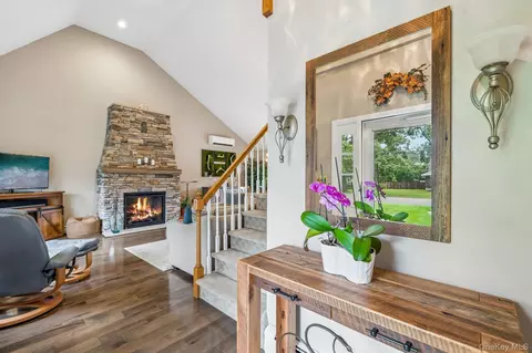 Entry Way - 302 Maple Ave, Patchogue, NY 11772 photo 1 of 2