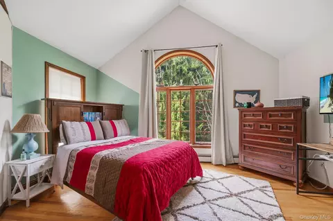 Bedroom - 87 Summit St, Monroe, NY 10950 photo 5 of 5