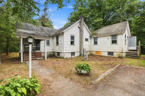 395 Route 17k, Crawford, NY 12721