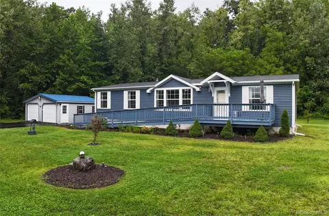 64 Airport Rd, Rochester, NY 12404