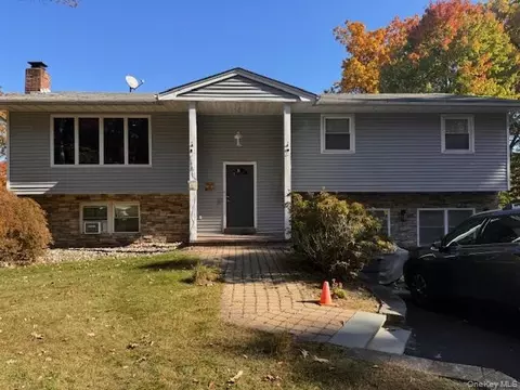 20 Gerke Ave, Clarkstown, NY 10956