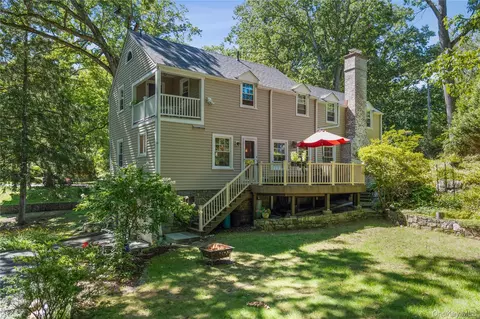 Exterior - 611 Decatur Ave, Peekskill, NY 10566 photo 6 of 12
