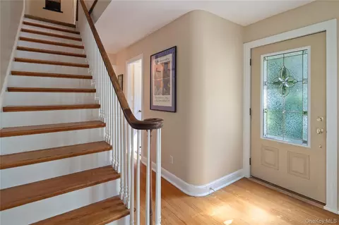 Entry Way - 611 Decatur Ave, Peekskill, NY 10566 photo 5 of 6