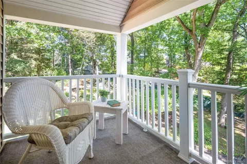 Exterior - 611 Decatur Ave, Peekskill, NY 10566 photo 5 of 12