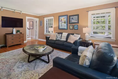 Living - 611 Decatur Ave, Peekskill, NY 10566 photo 1 of 4