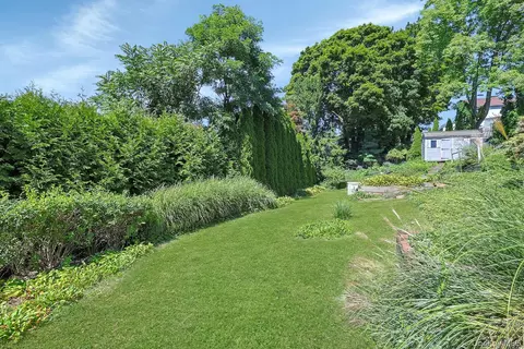 Exterior - 19 Wall Ave, Mount Pleasant, NY 10595 photo 13 of 13