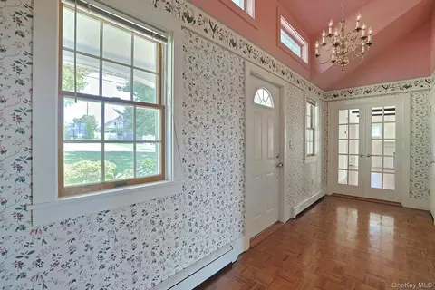 Entry Way - 19 Wall Ave, Mount Pleasant, NY 10595 photo 1 of 2