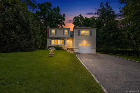 2978 Springhurst Ct, Yorktown, NY 10598