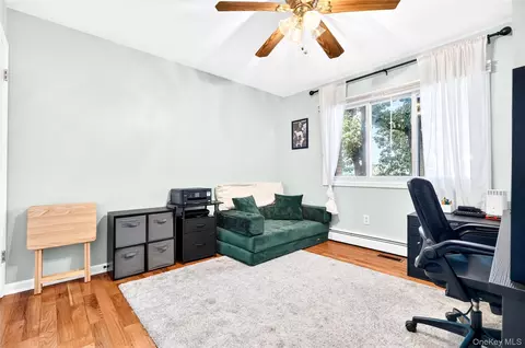 Bedroom - 1203 Eagle Bay Dr, Ossining, NY 10562 photo 3 of 3