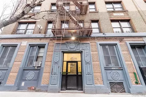 950 Hoe Ave #2B, New York, NY 10459