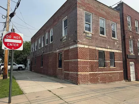 3628 Bronxwood Ave, New York, NY 10469