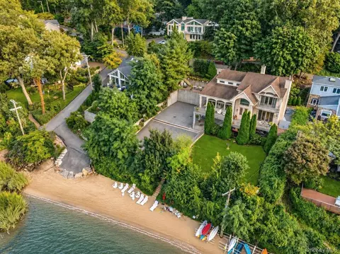 710 Sound View Rd, Oyster Bay, NY 11771