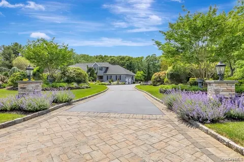 15 The Chase, Saint James, NY 11780