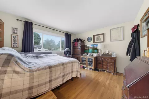 Bedroom - 43 James Rd, Monroe, NY 10950 photo 2 of 8