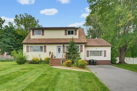 Exterior - 43 James Rd, Monroe, NY 10950 photo 3 of 10