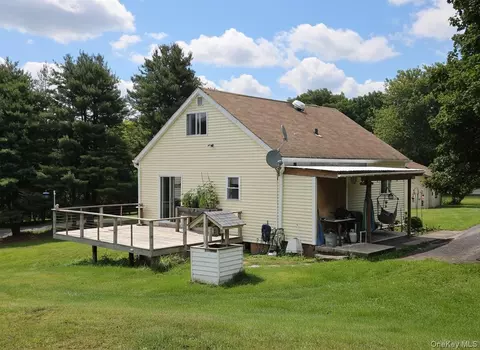 2187 County Route 8, Gallatin, NY 12523