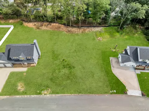 View/Area - lot Apt 36 Fox Run Ct, Ridge, NY 11961 photo 2 of 3