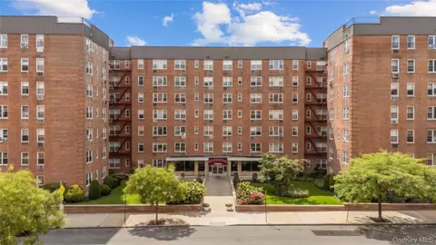 3 Sadore Ln #6X, Yonkers, NY 10710