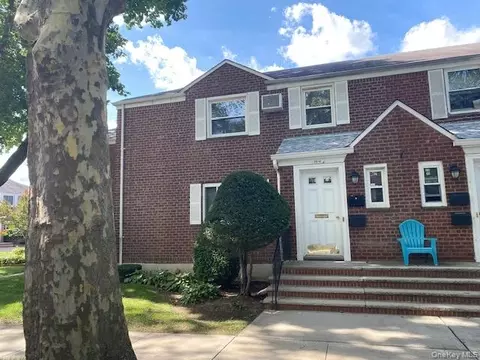 255-43 73rd Ave #B-2, Glen Oaks, NY 11004