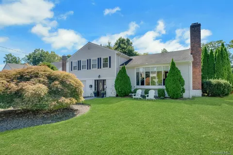 50 Vernon Dr, Scarsdale, NY 10583