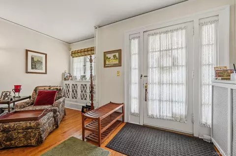 Entry Way - 61 E Maple Ave, Ramapo, NY 10901 photo 1 of 4
