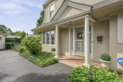 Exterior - 61 E Maple Ave, Ramapo, NY 10901 photo 4 of 9