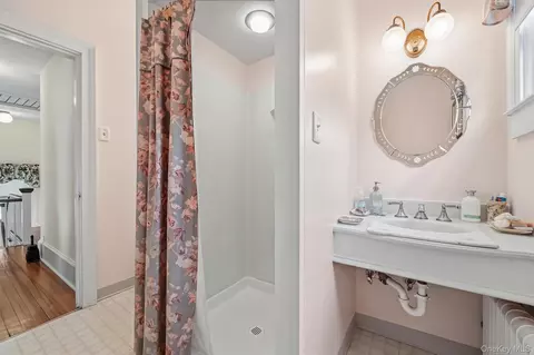 Bath - 61 E Maple Ave, Ramapo, NY 10901 photo 4 of 4
